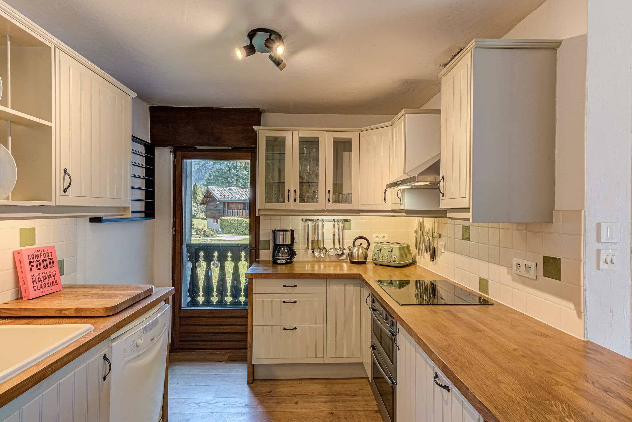 Aparment-Chamouny-Alpes-Travel-WEB-18