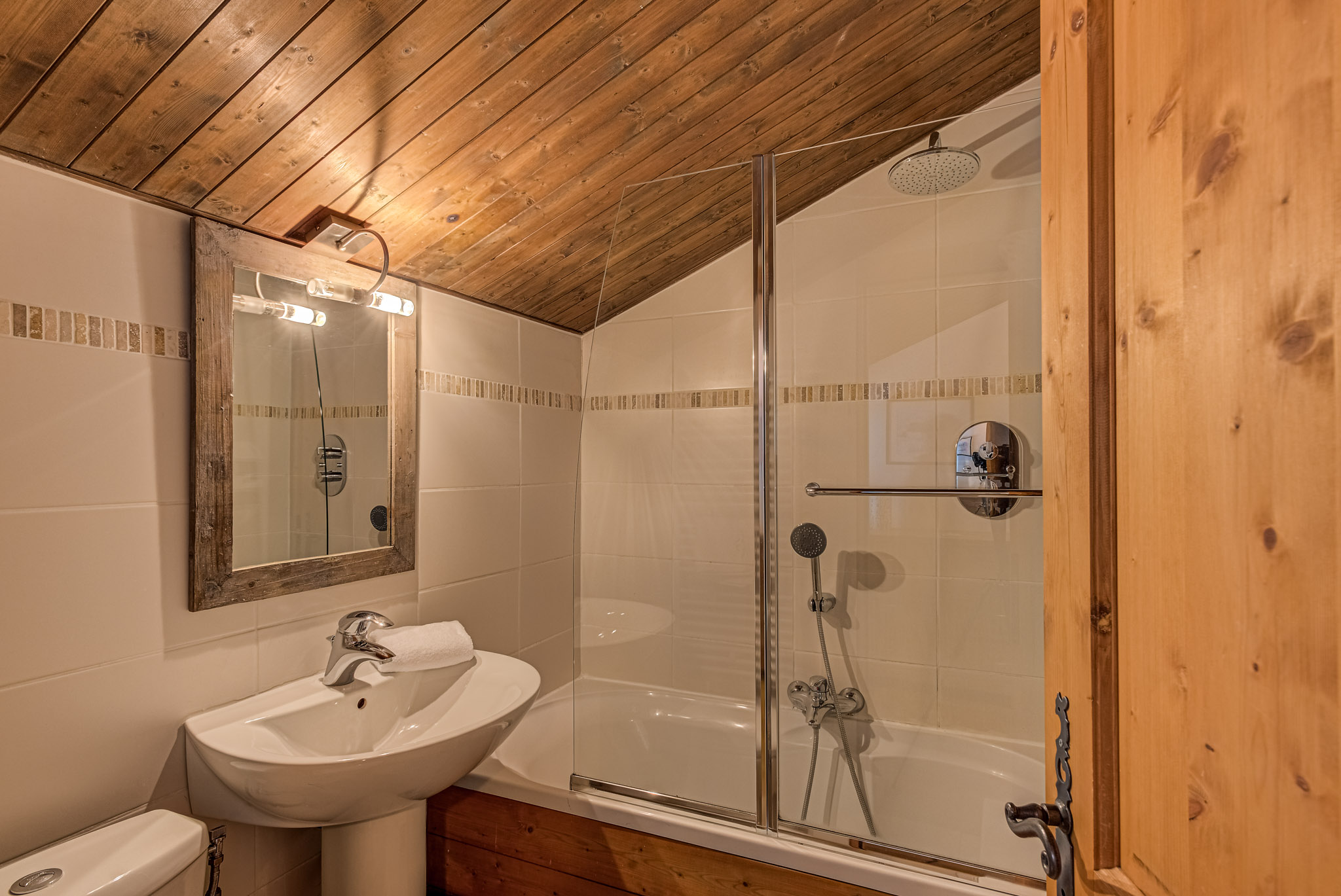 Aparment-Chamouny-Alpes-Travel-WEB-33