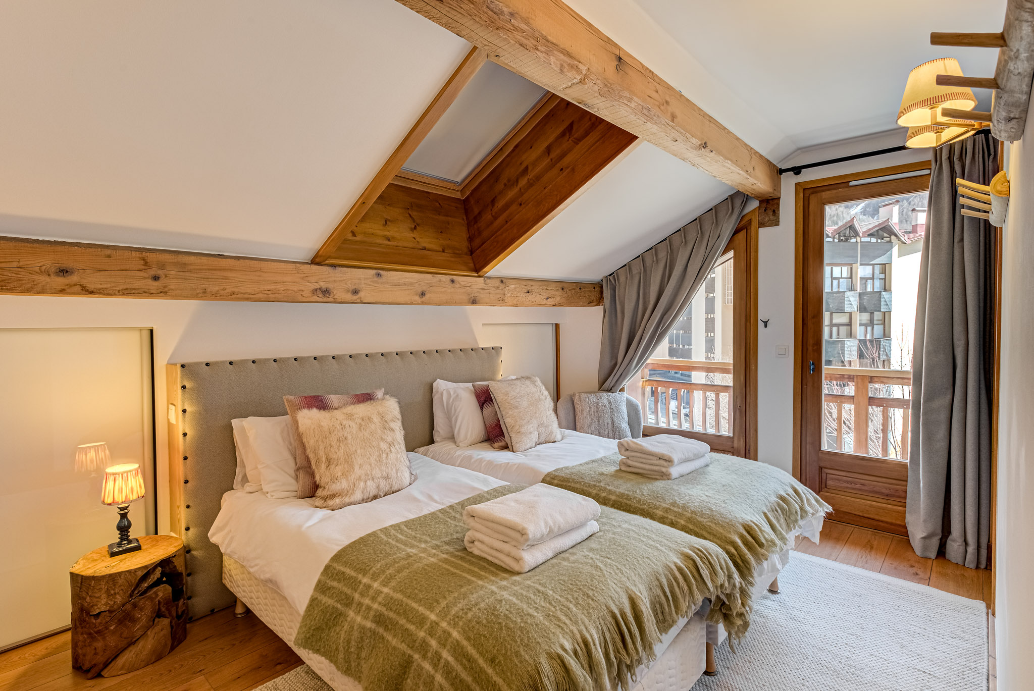 Apartment-Deuxieme-Alpes-Travel-April-2025-WEB-18