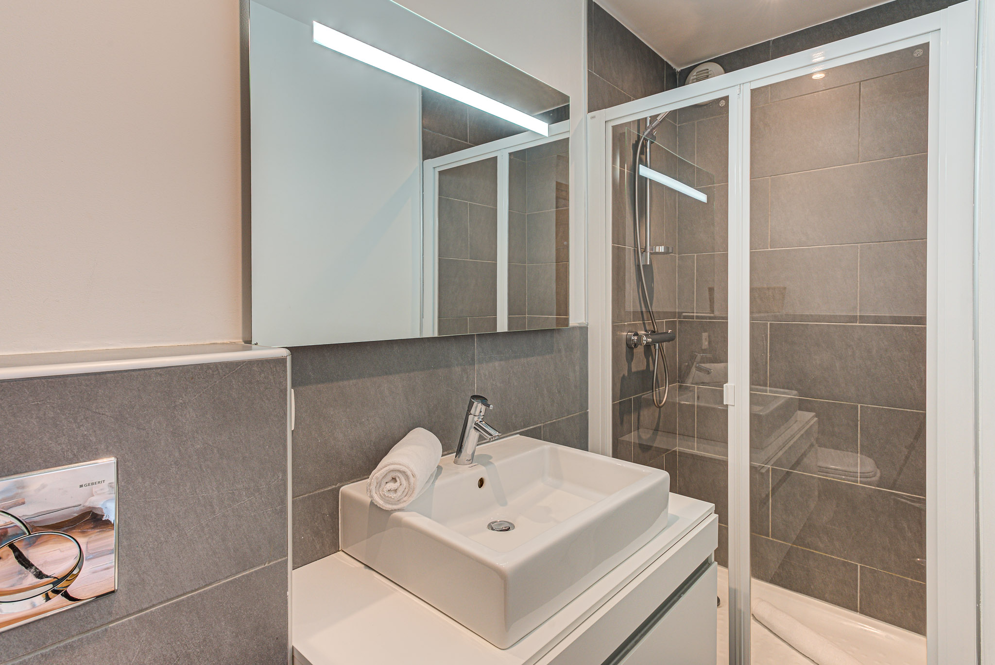 Apartment-Deuxieme-Alpes-Travel-April-2025-WEB-32