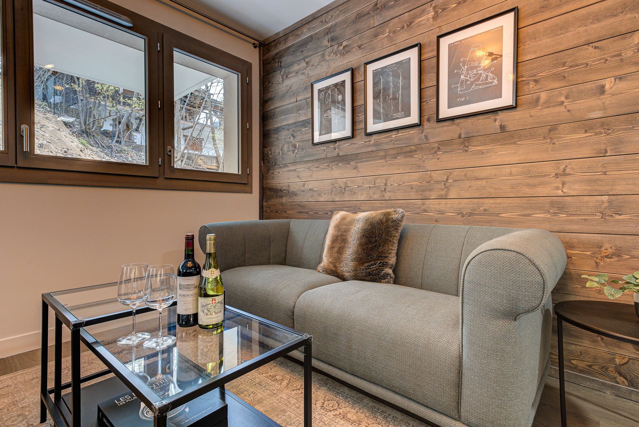 White-Pearl-Alpes-Travel-A02-75