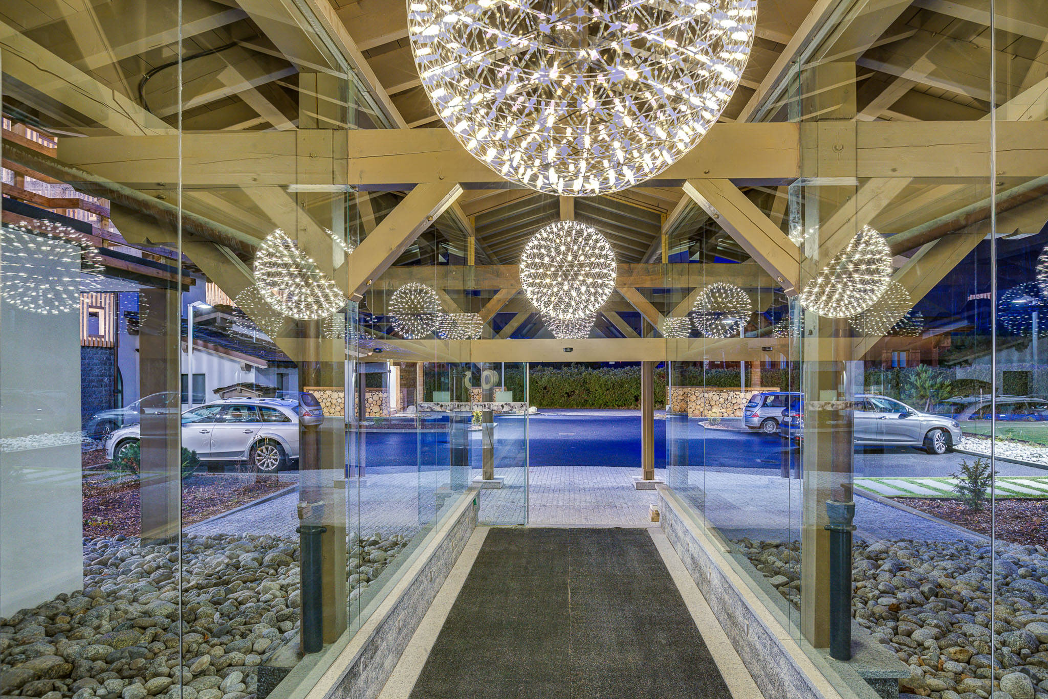 Chamonix apratments parking 