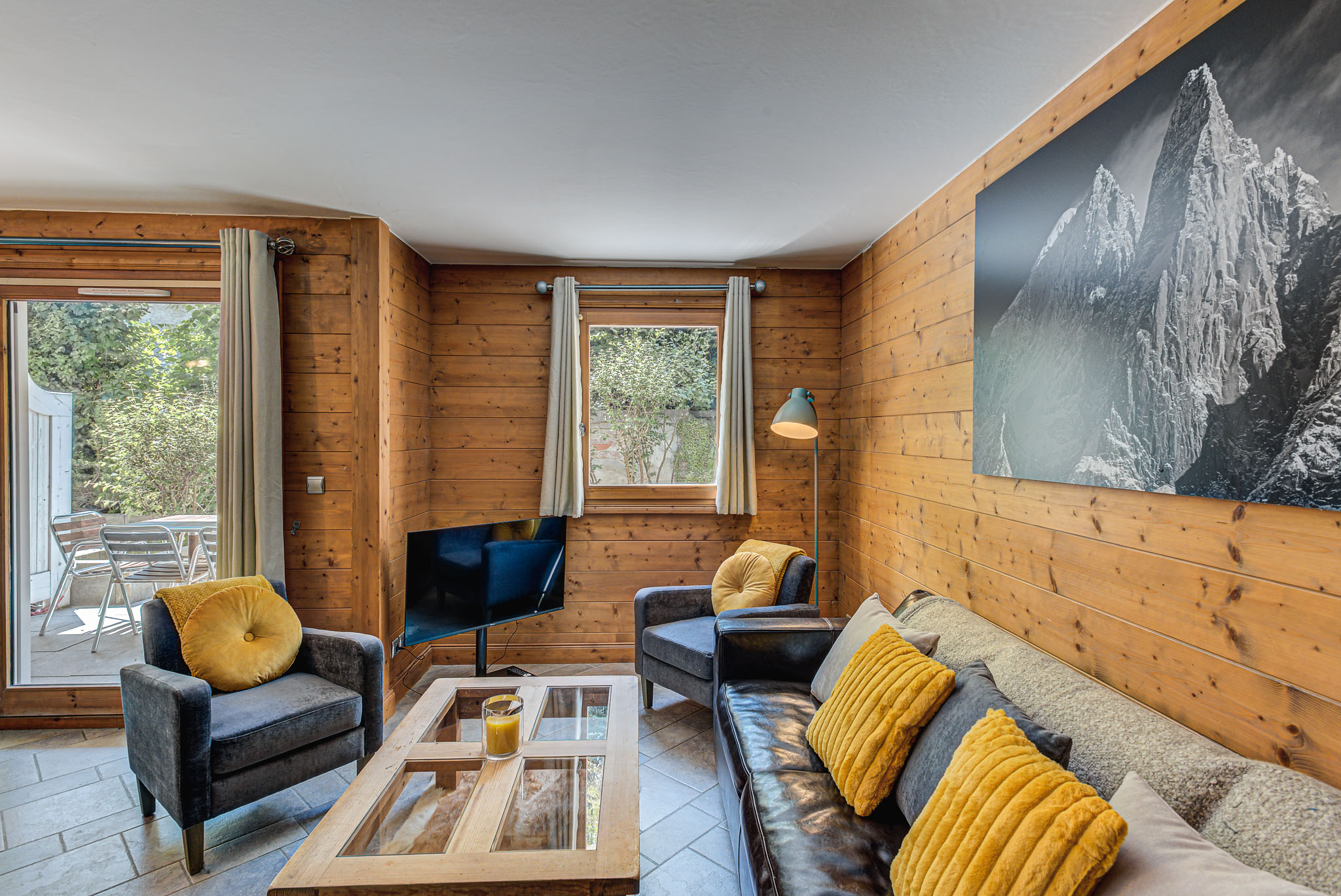 Apartment-Villa-Vallet-2-Chamonix-Centre-Alpes-Travel-07