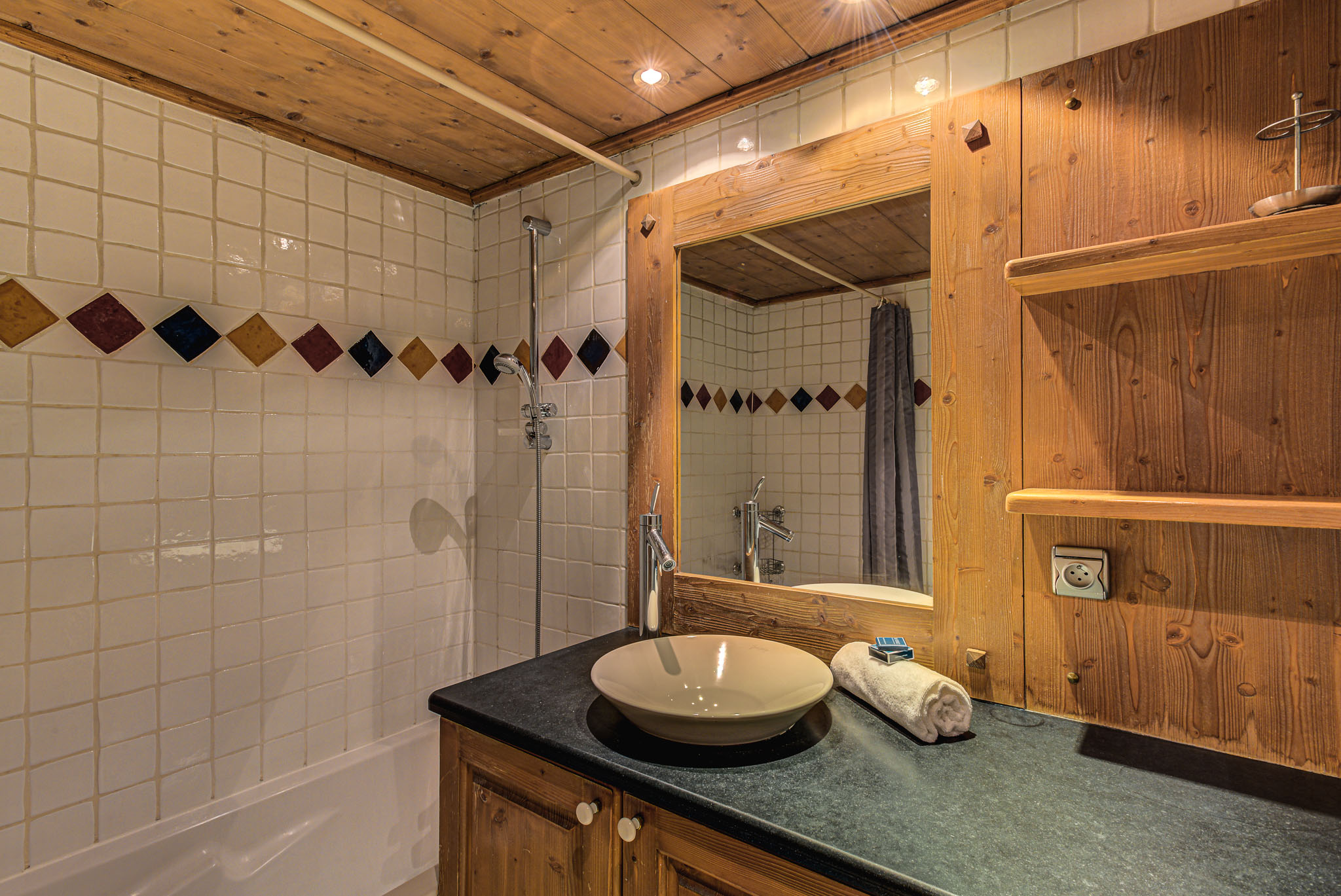 Apartment-Villa-Vallet-2-Chamonix-Centre-Alpes-Travel-50