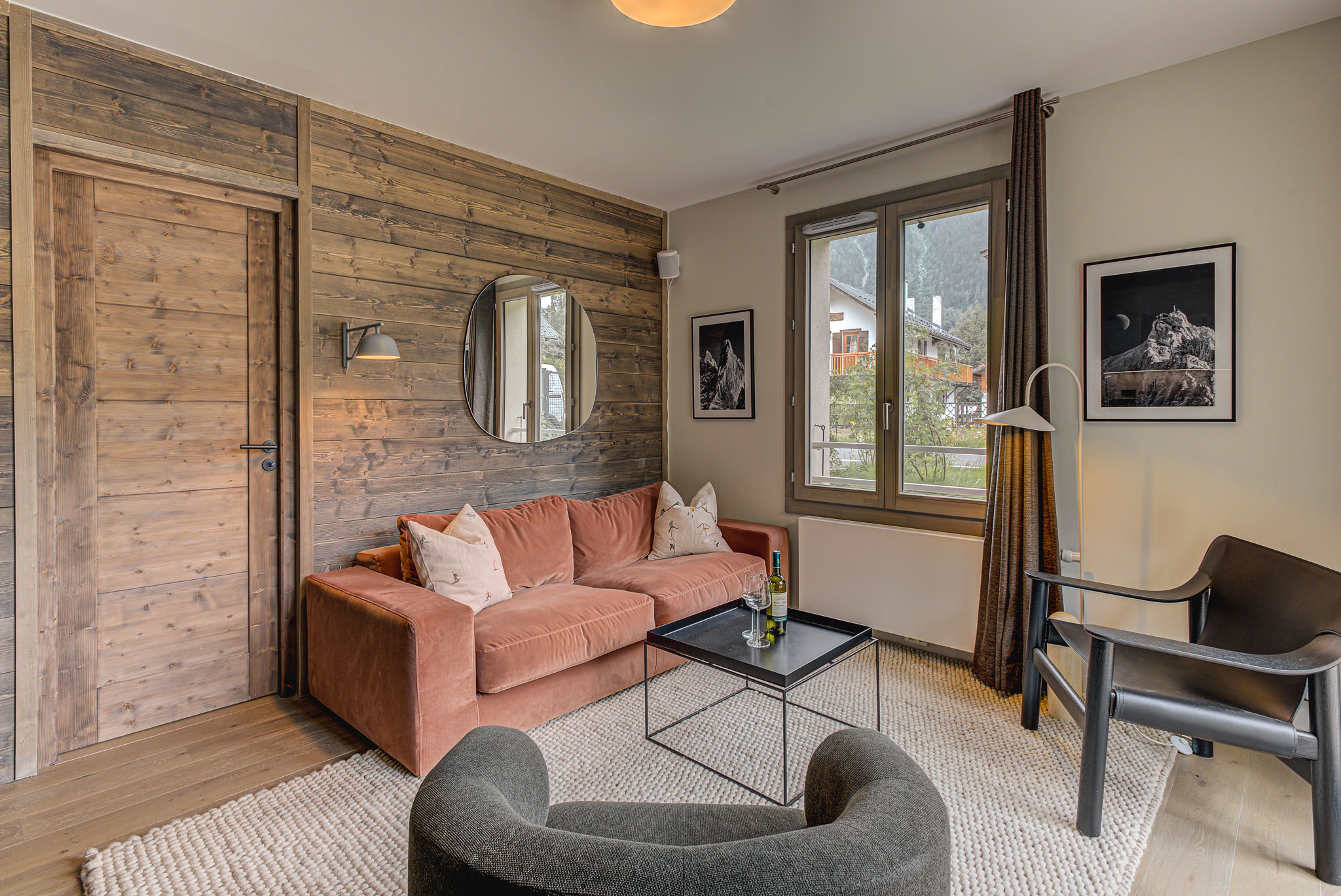 White-Pearl-A05-Alpes-Travel-Chamonix-Centre-19