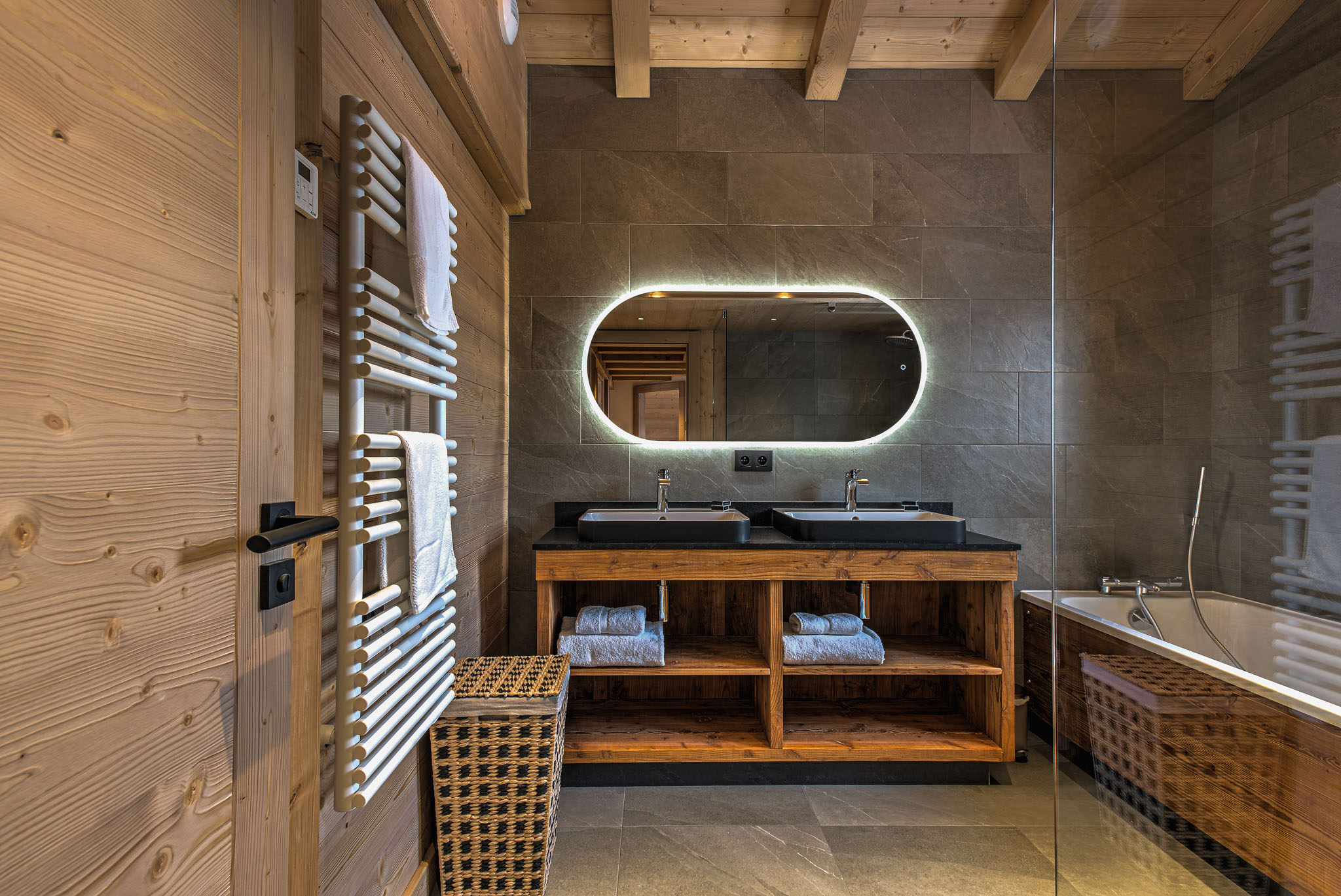 Belle-des-Neiges-Alpes-Travel-Les-Houches-093