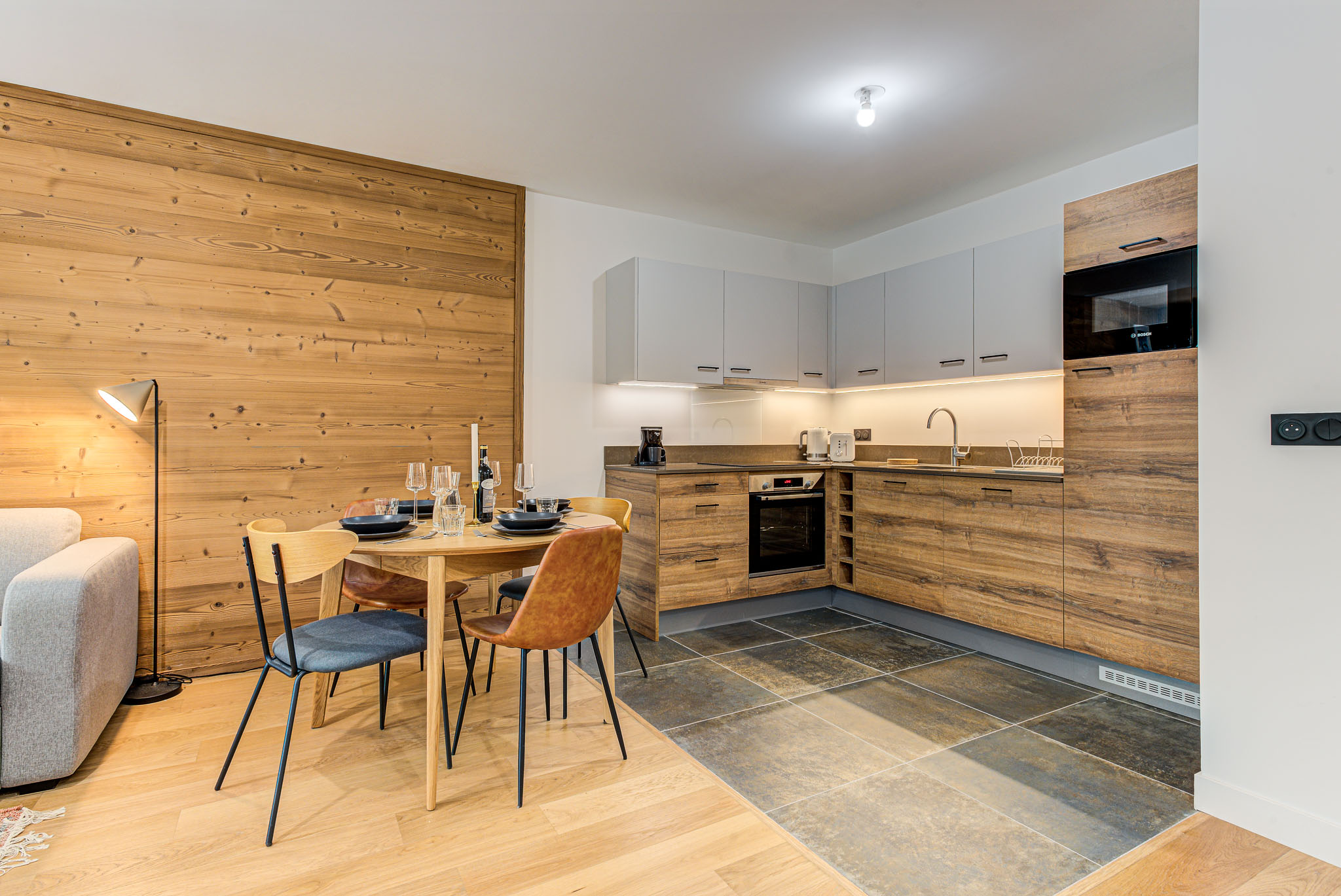 White-Peral-A03-Alpes-Travel-Chamonix-05