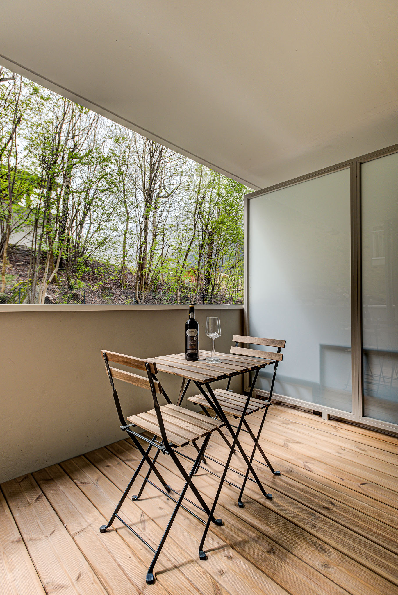 White-Peral-A03-Alpes-Travel-Chamonix-7