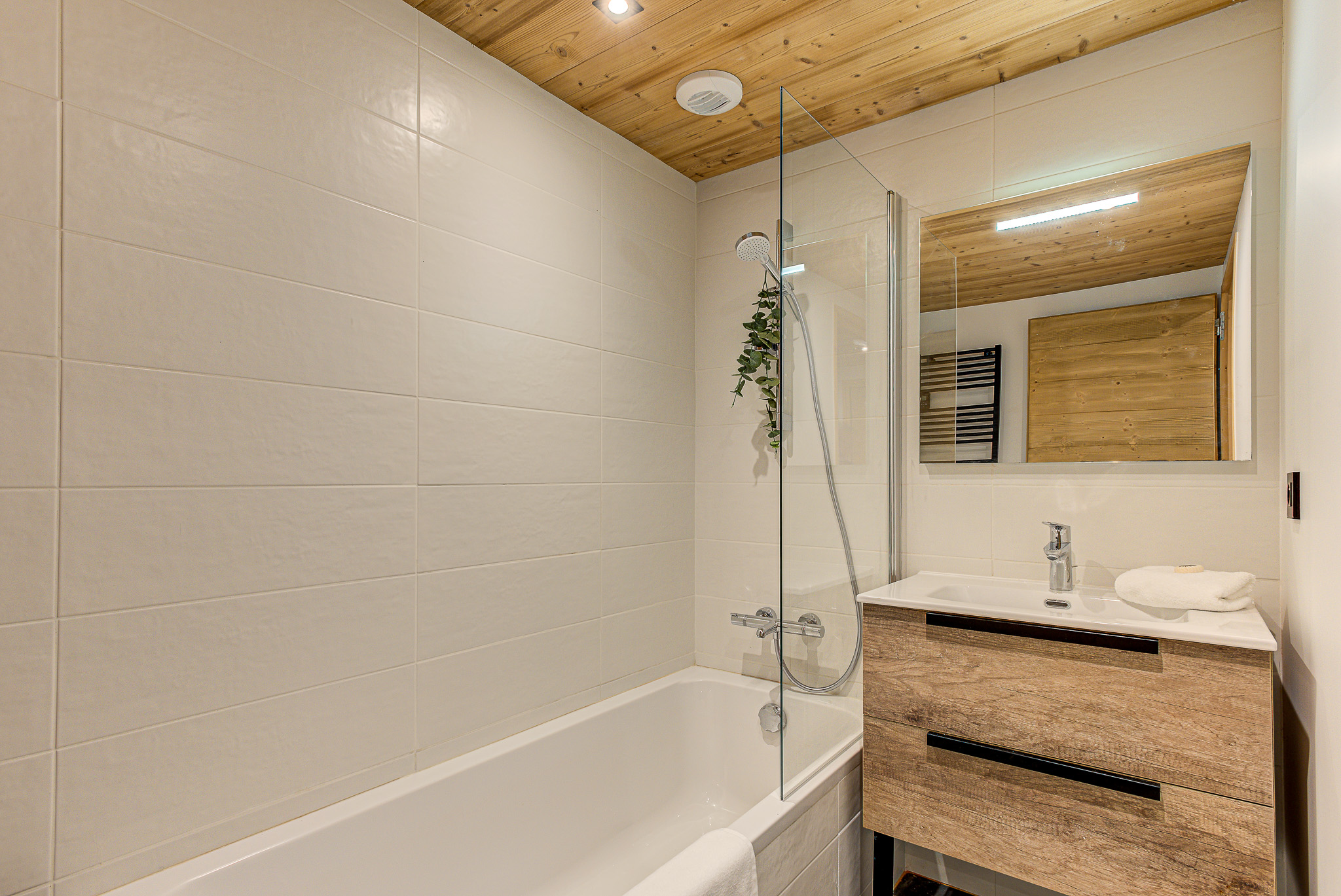 Apartment-des-Alpages-Alpes-Travel-Les-Houches-sleeps-6-13