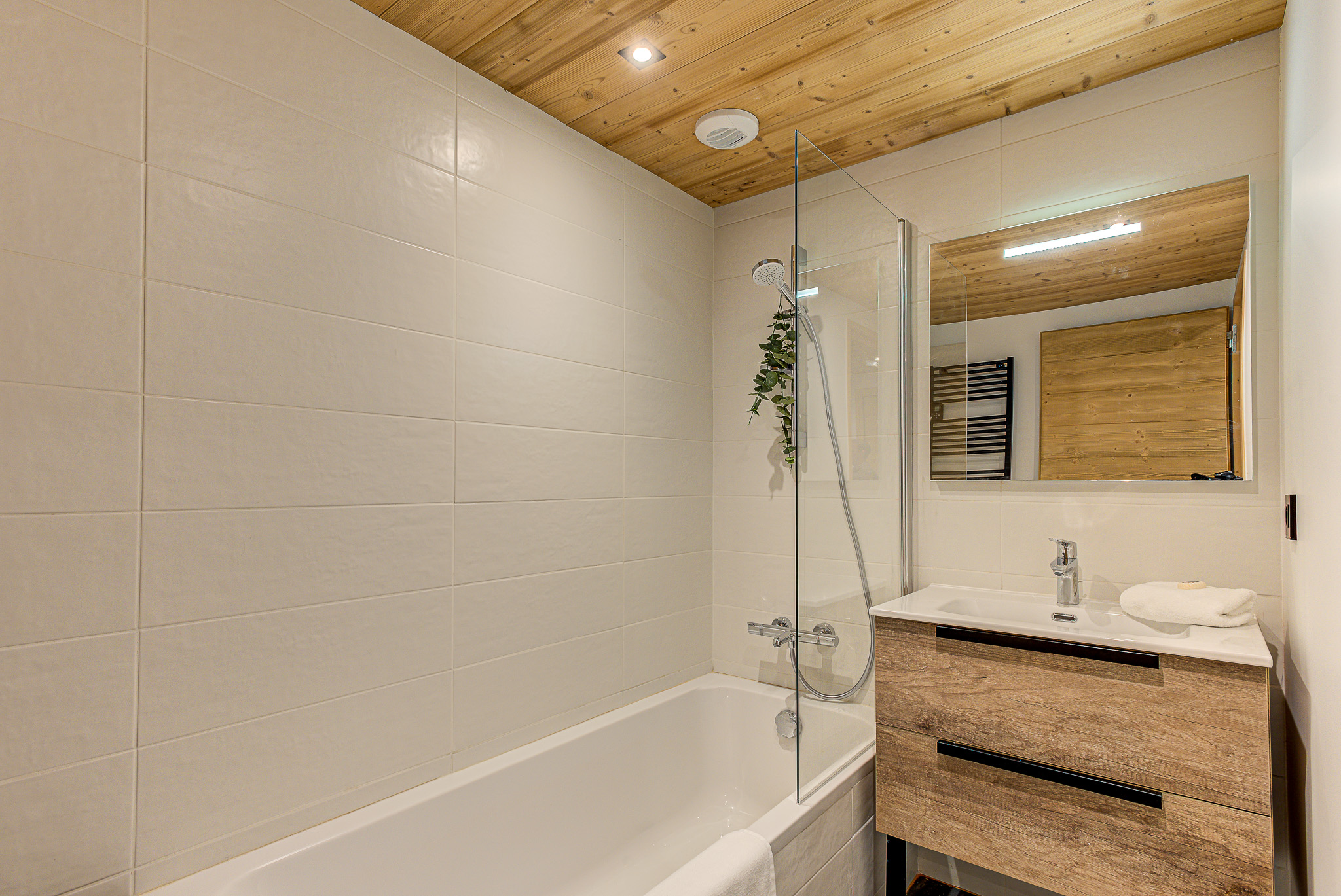 Apartment-des-Alpages-Alpes-Travel-Les-Houches-sleeps-6-14