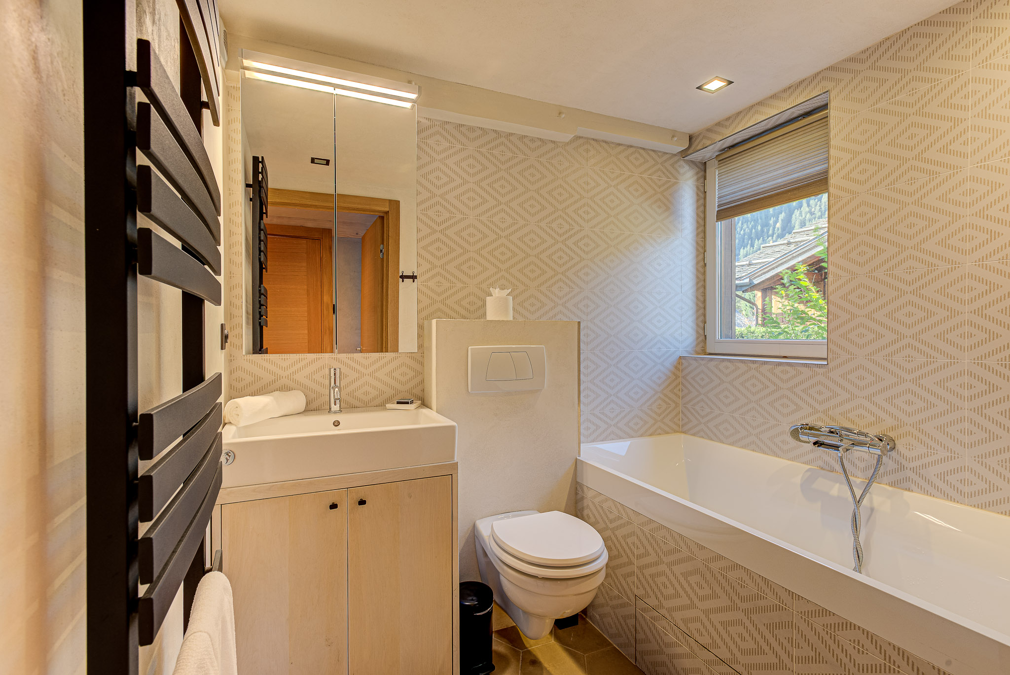 Chalet-Kaiya-Alpes-Travel-Chamonix-Les-Praz-53