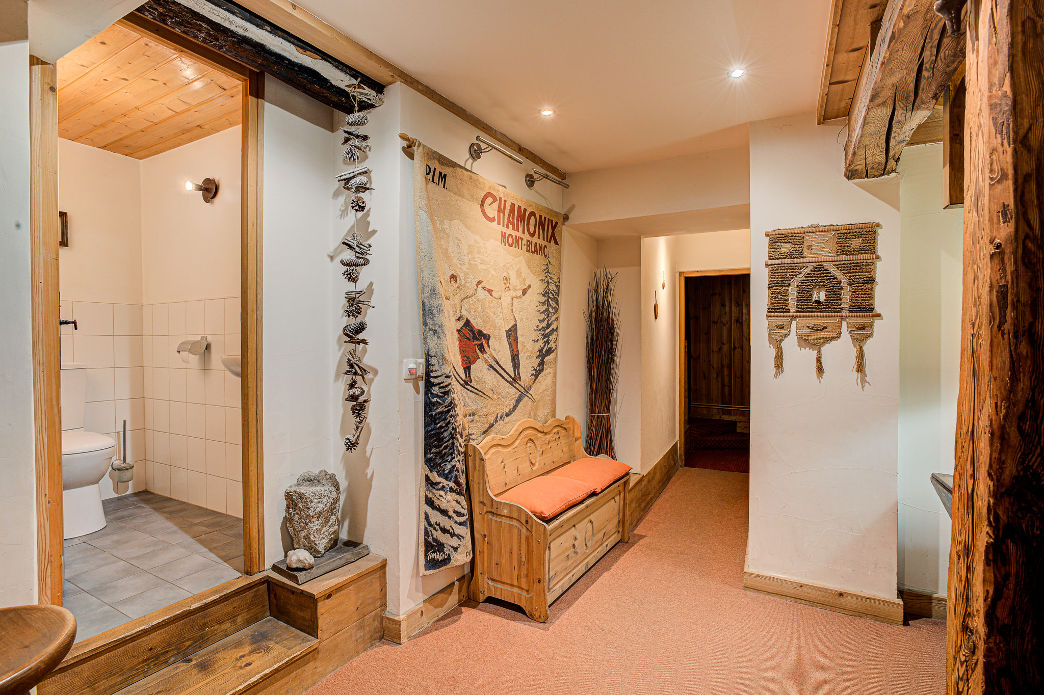 Chalet-Pele-Alpes-Travel-23