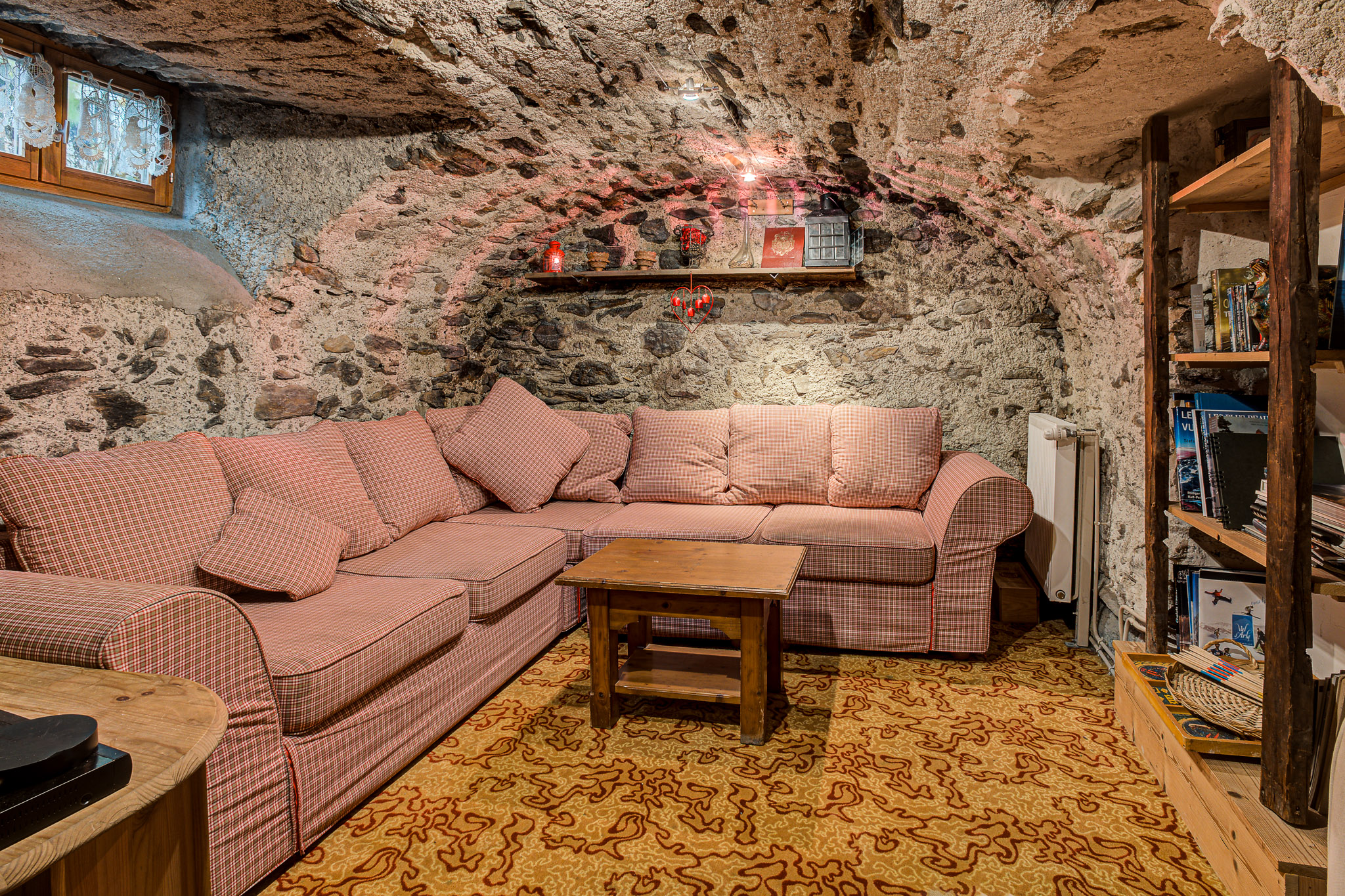 Chalet-Pele-Alpes-Travel-28