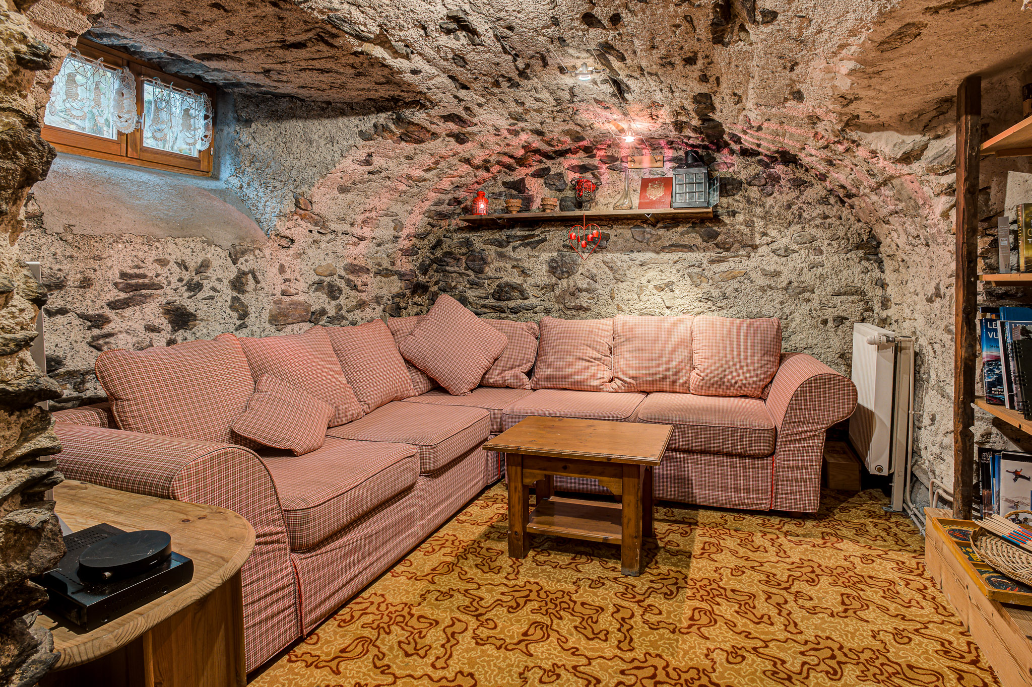 Chalet-Pele-Alpes-Travel-29