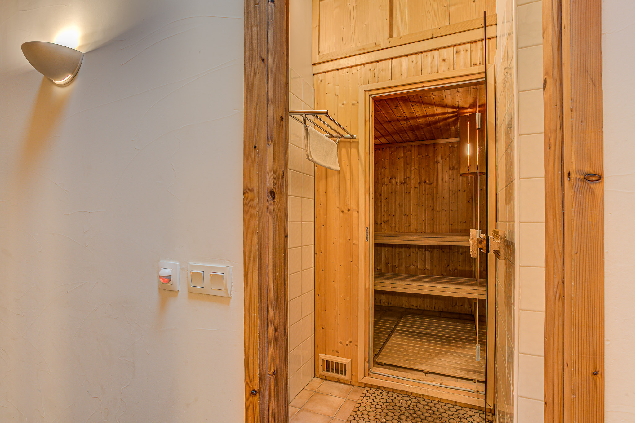 Chalet-Pele-Alpes-Travel-34