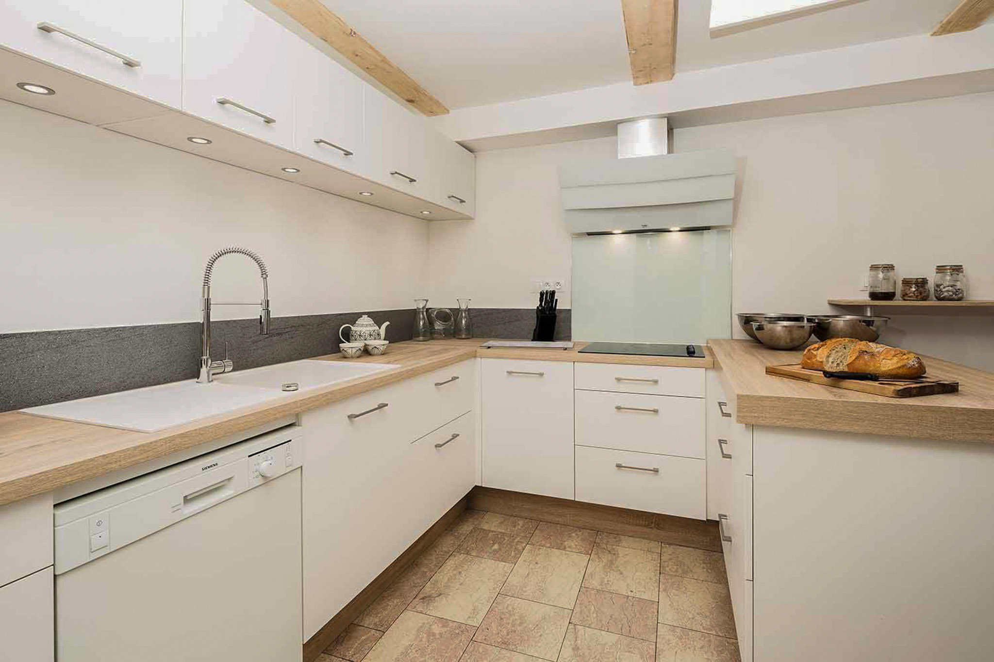 Chalet-Pele-Sale-photos-WEB-01