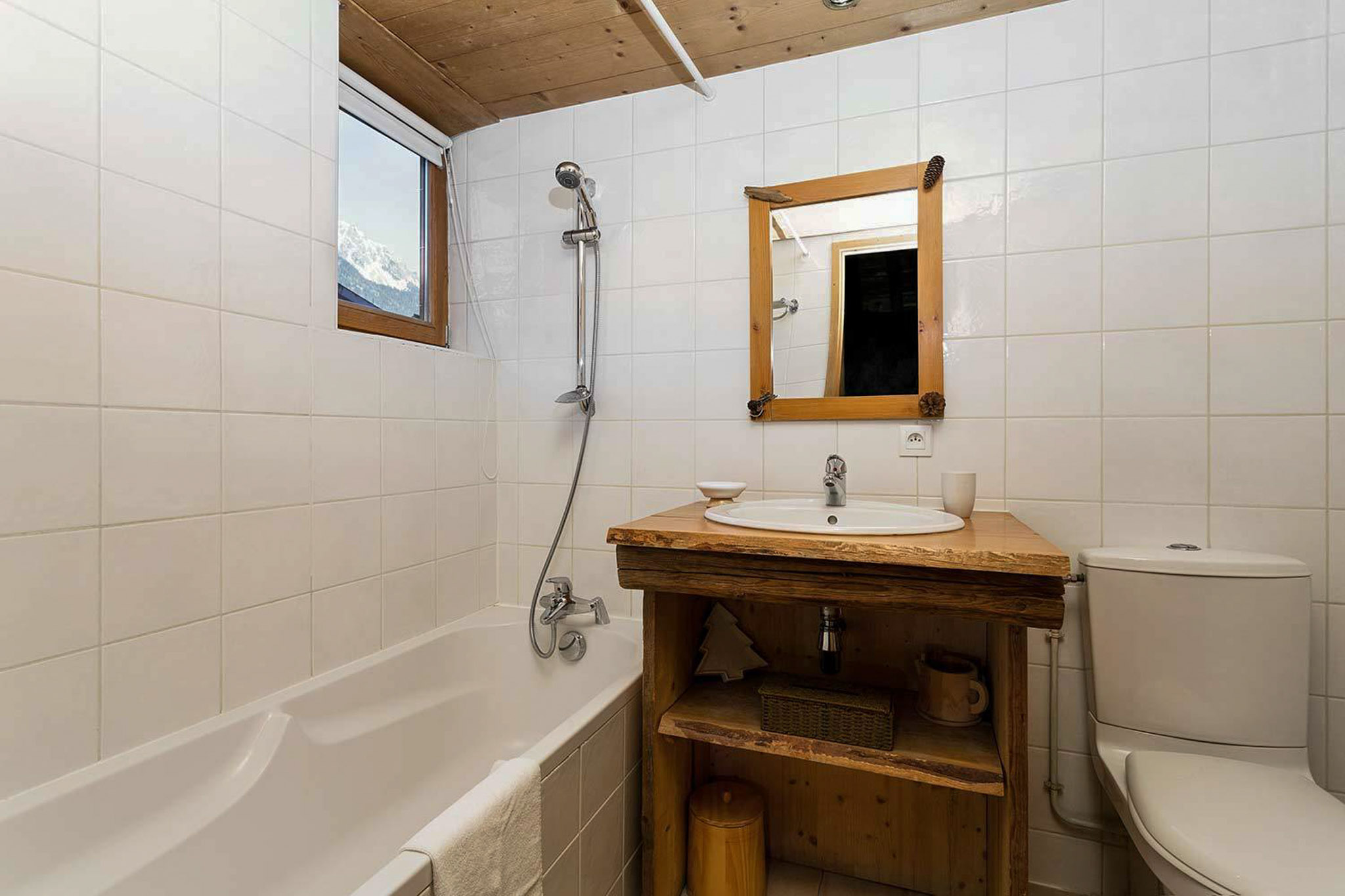 Chalet-Pele-Sale-photos-WEB-05